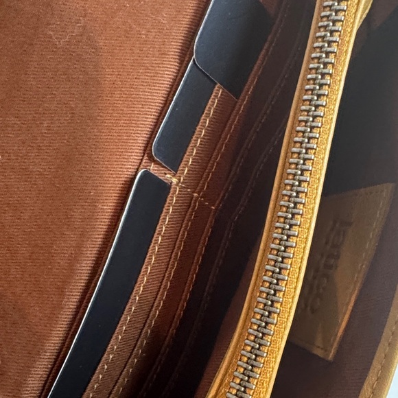 Latico Eloise Camel Leather Zip Wallet “NWT” - Picture 4 of 14